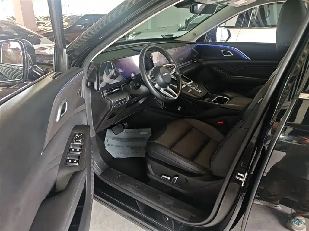 Haval Xiaolong MAX 2023 1.5L Hi4 105 4WD Pilot Edition фото 15