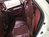 Photo 13 - Changan CS85