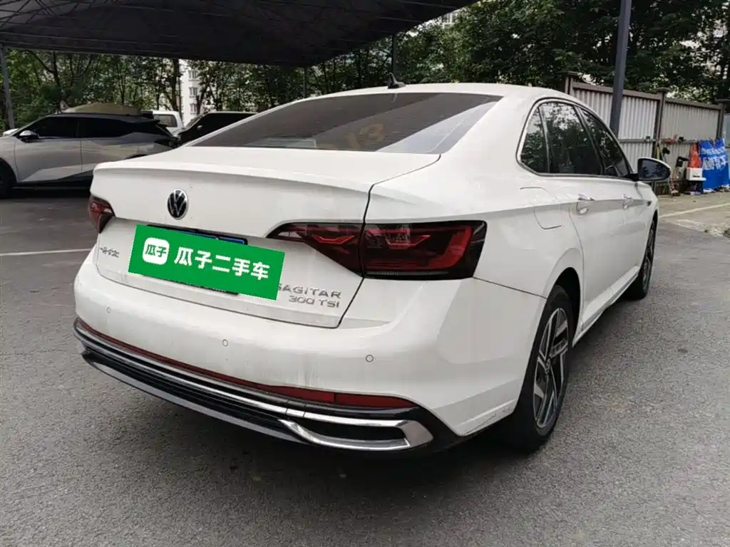 Volkswagen Sagitar 2023 300TSI DSG Surpassing Edition фото 7