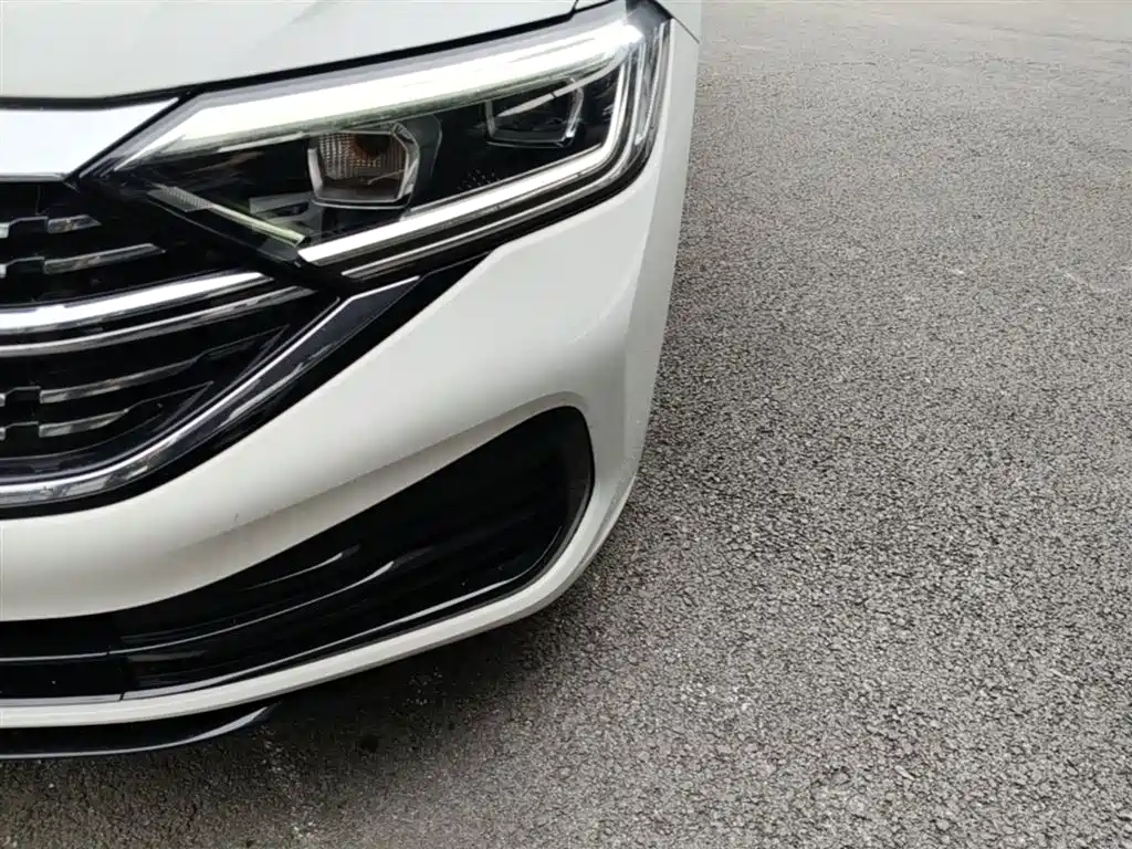 Volkswagen Sagitar 2023 300TSI DSG Surpassing Edition фото 24