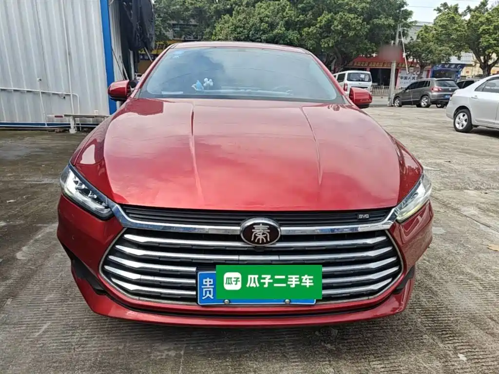 BYD Qin Pro 2018 1.5TI Automatic Smart Connected Dynamic Edition фото 3