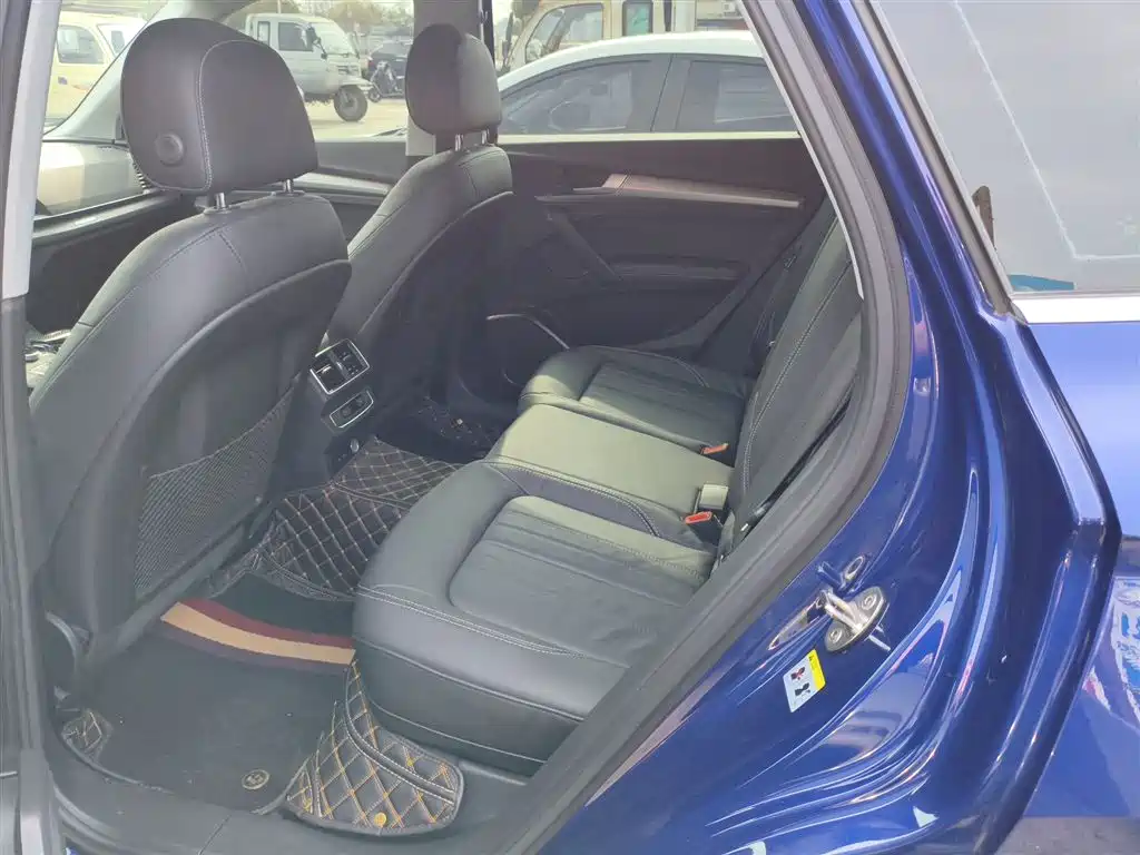 Audi Q5L 2020 45 TFSI Exclusive Fashion фото 13
