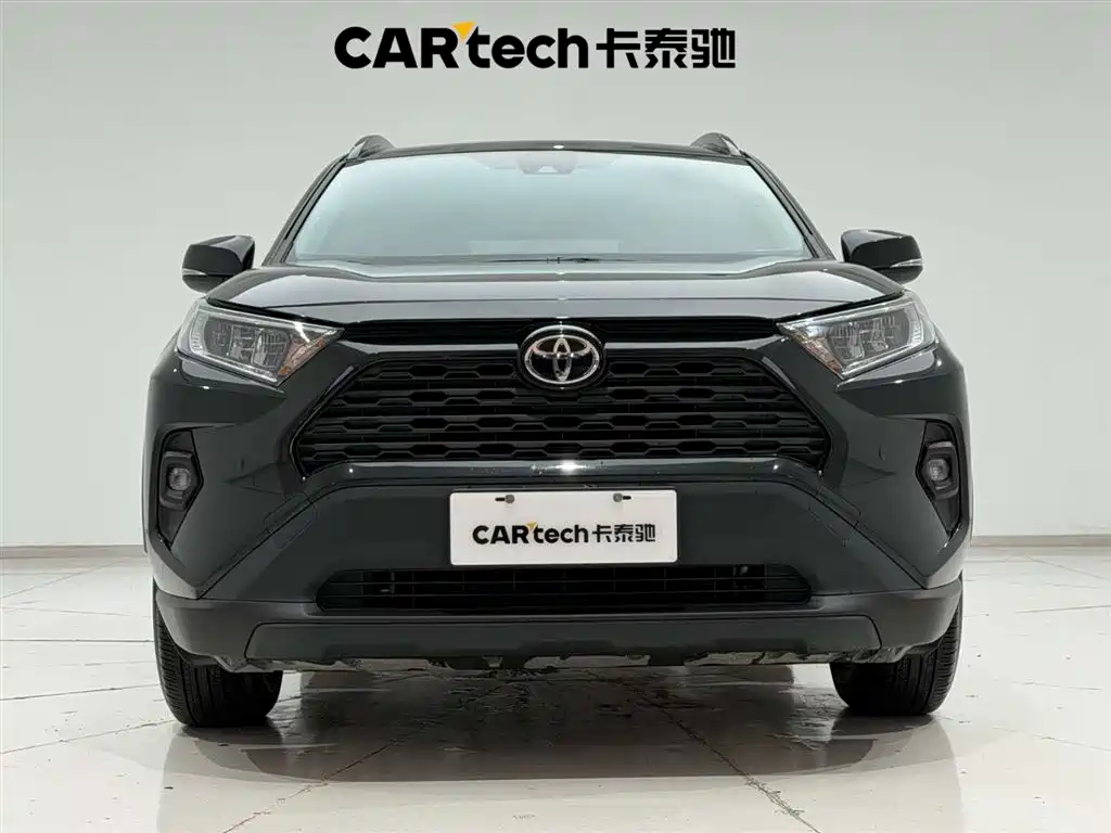 Toyota RAV4 Rongfang 2023 2.0L CVT 2WD Urban Edition фото 3