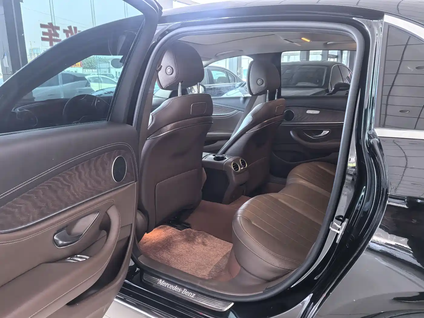 Mercedes-Benz E-Class 2020 Facelift E 300 L Fashion фото 5