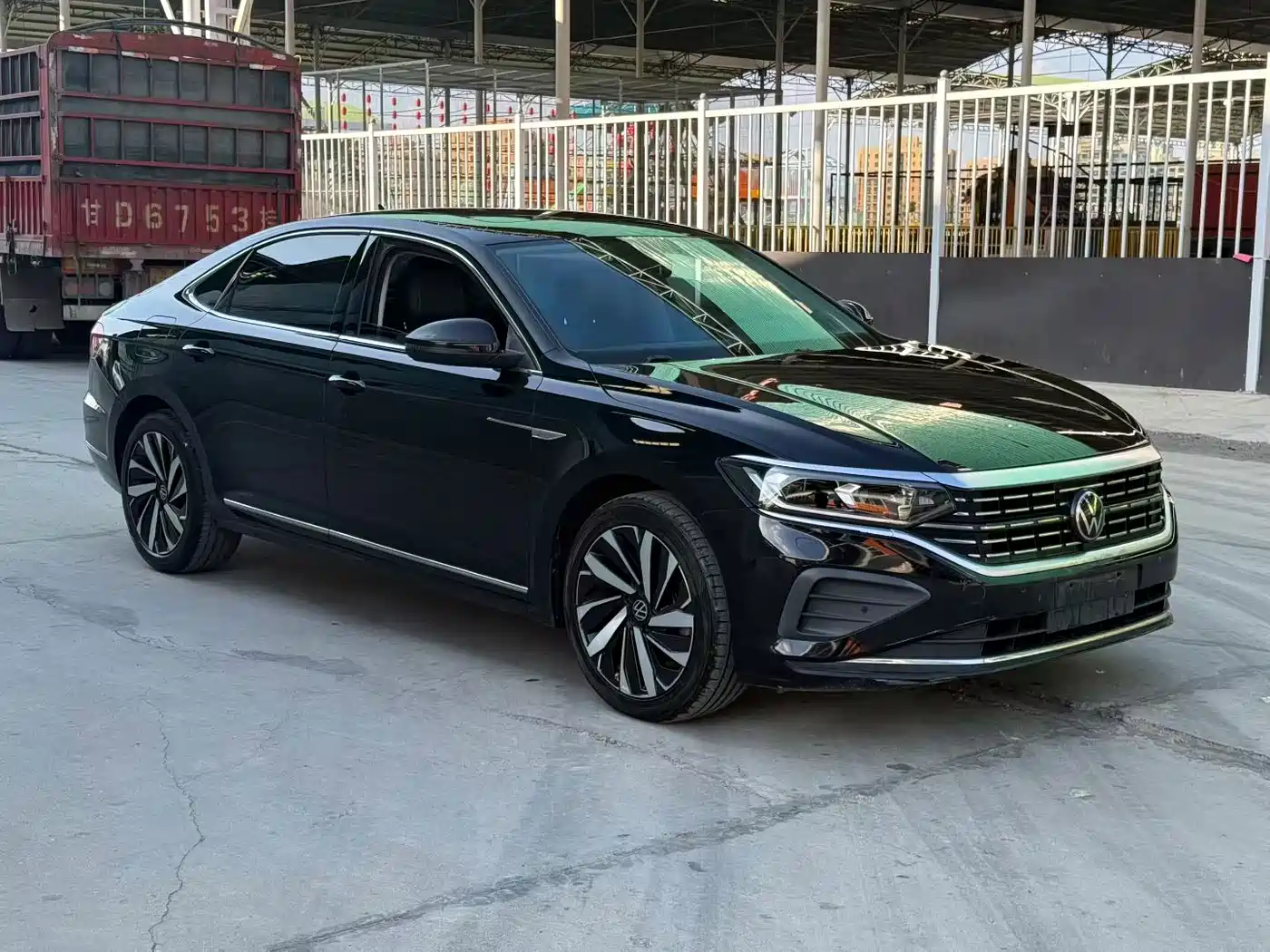 Фото 3 - Volkswagen Passat