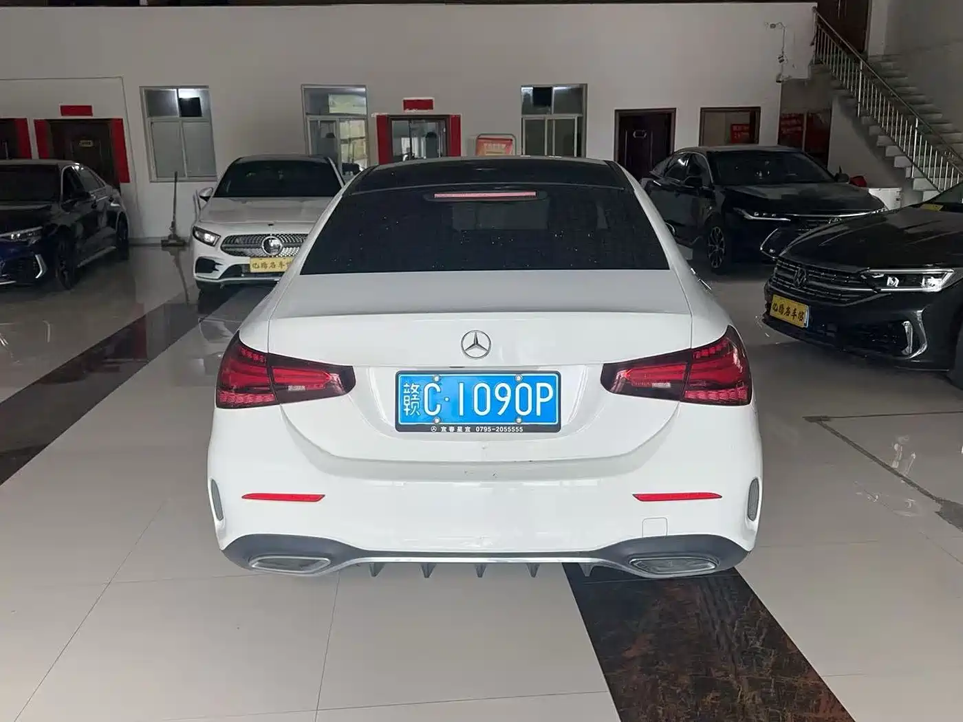 Mercedes-Benz A-Class 2023 A 180 L фото 10