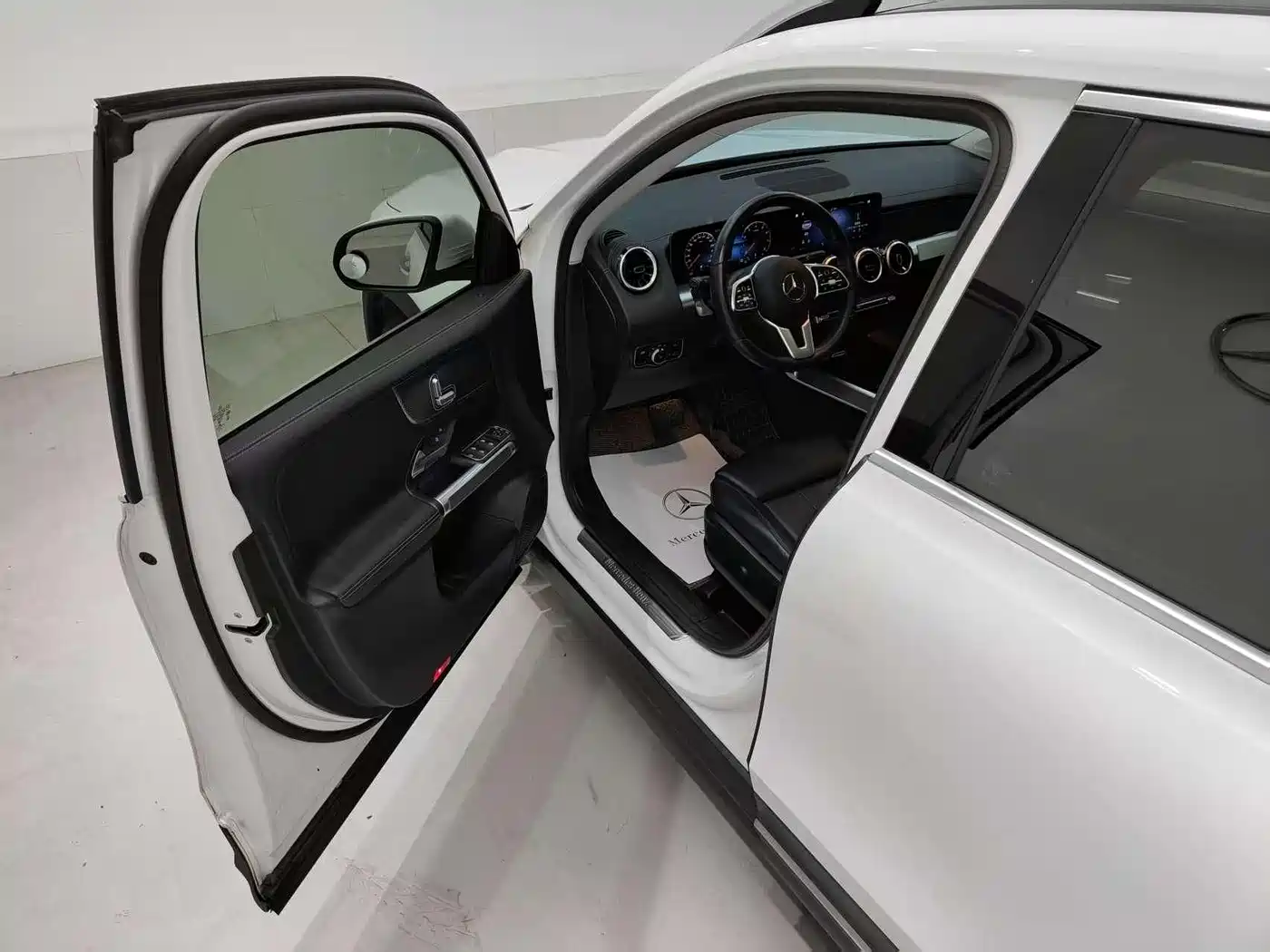 Mercedes-Benz GLB 2020 GLB 200 Dynamic фото 21