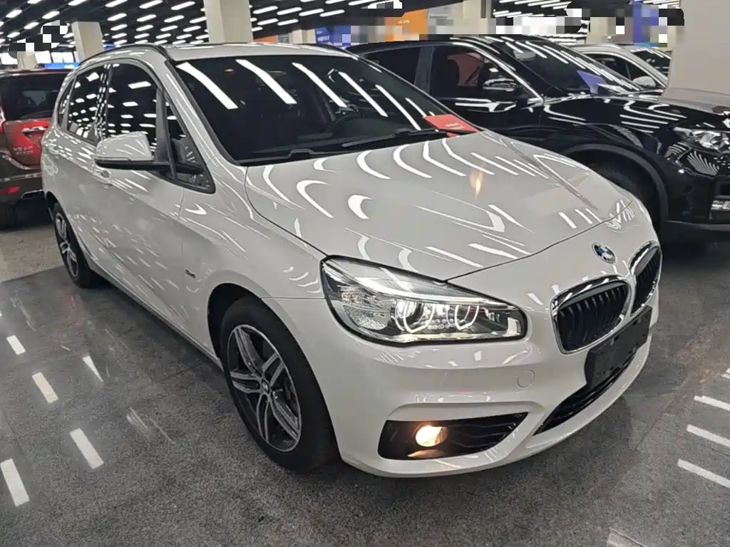 BMW 2 Series Touring 2016 2016 218i Sport Design Package