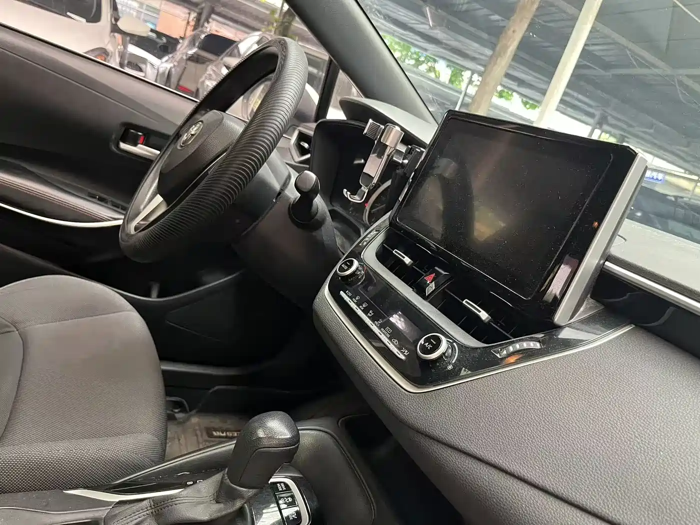 Toyota Levin 2019 Dual Engine 1.8H E-CVT Luxury Edition China V фото 15
