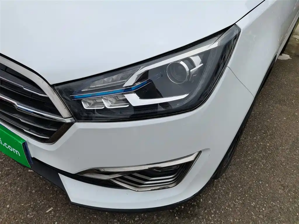 Zotye T300 2018 2017 1.5L Manual Premium