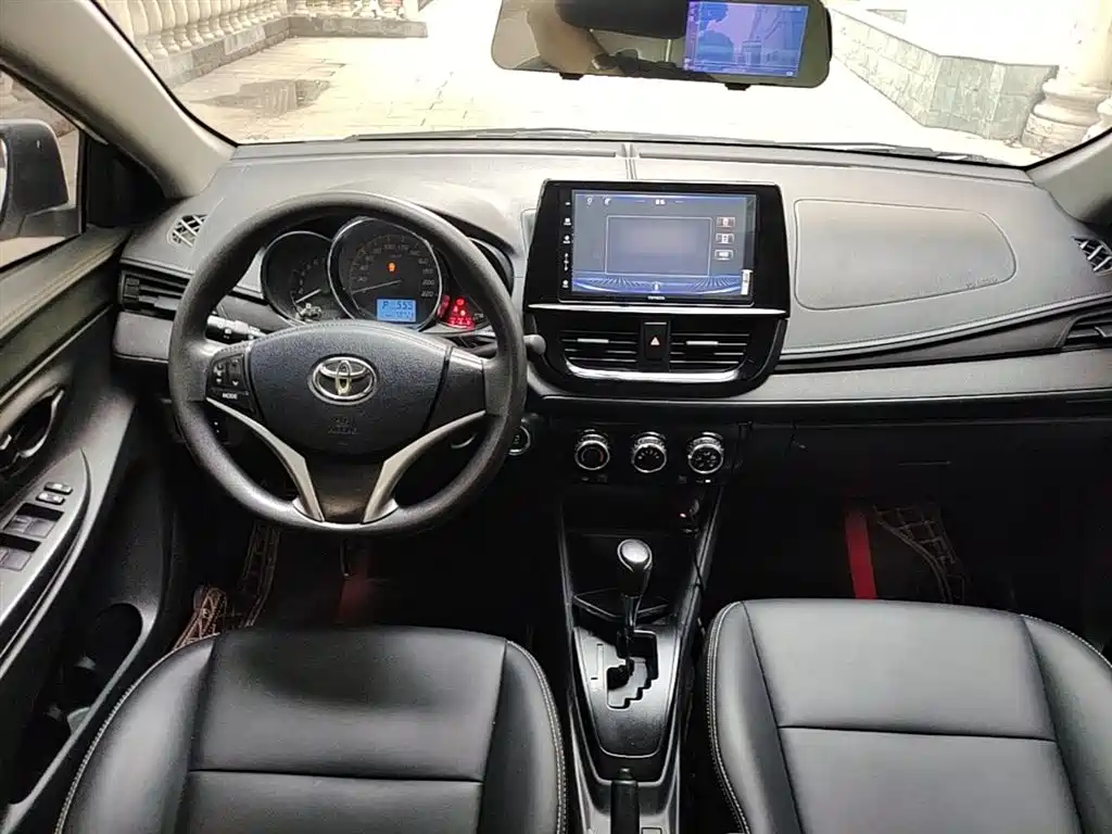 Toyota Vios 2022 1.5L 20th Anniversary Edition фото 10