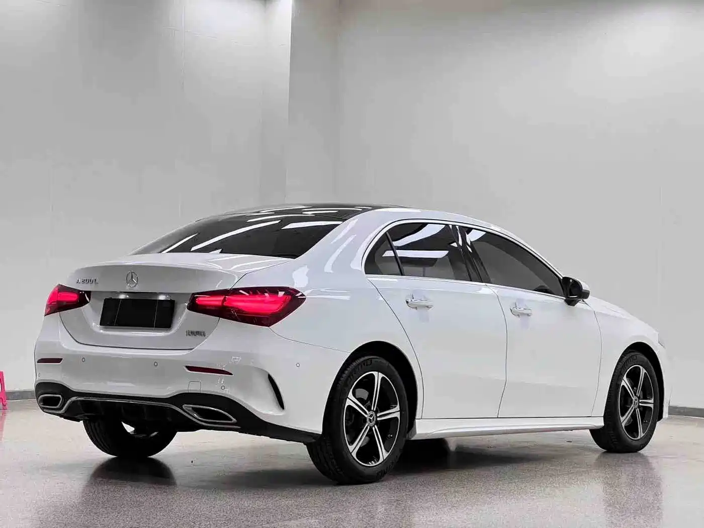 Mercedes-Benz A-Class 2025 2025 A 200 L Fashion Edition
