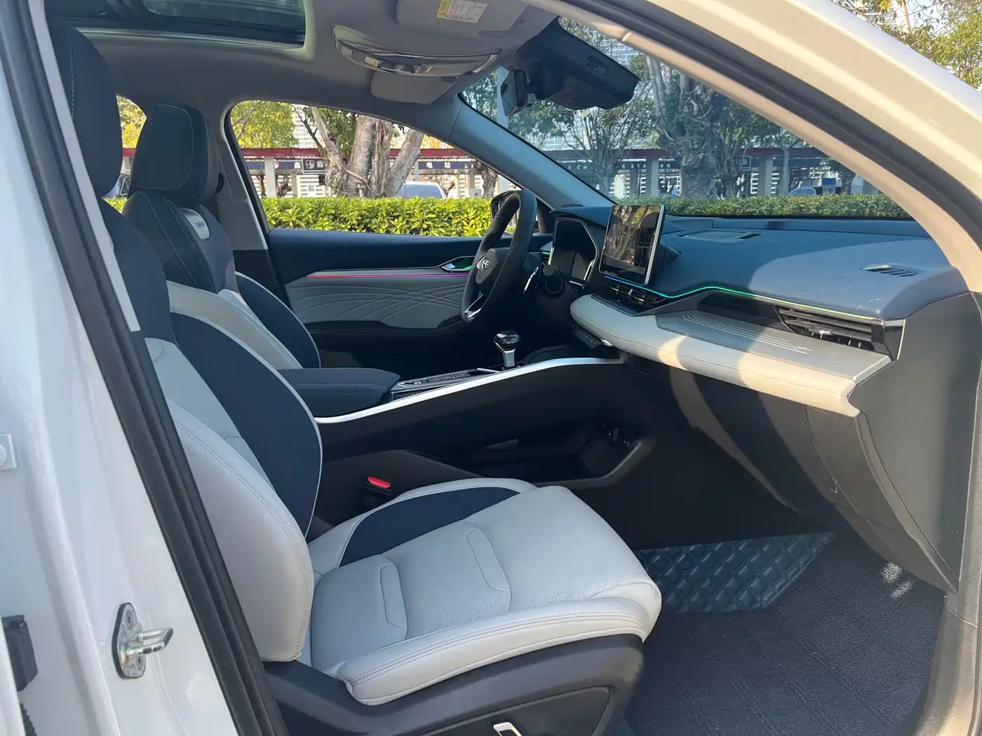 GEELY AUTOMOBILE XINGRUI