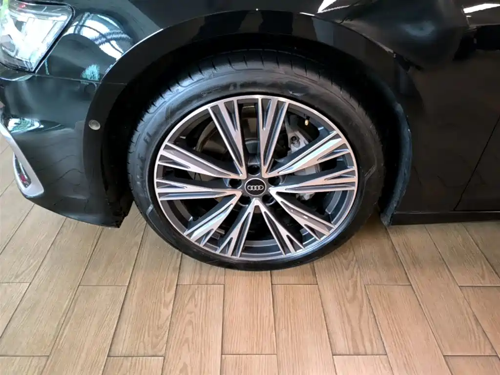 Audi A6L 2025 45 TFSI quattro Premium Sport фото 23