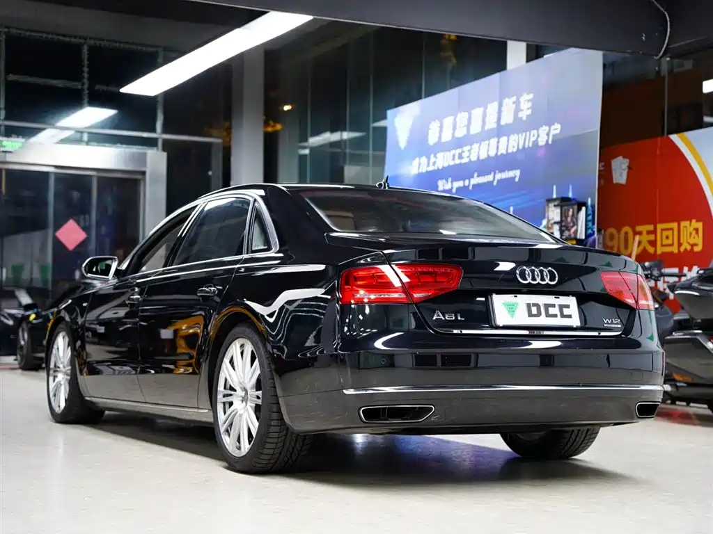 Audi A8 2013 A8L 6.3 FSI W12 quattro Flagship фото 56