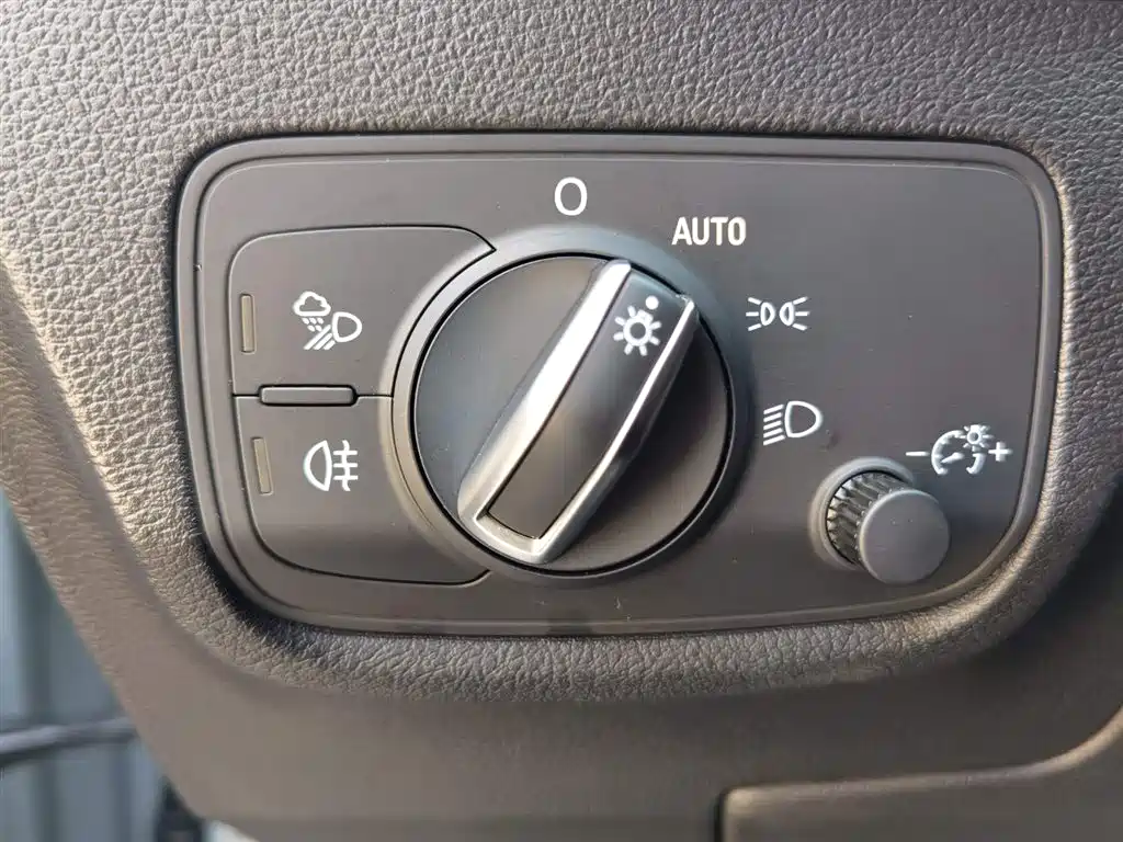 Audi Q2L 2023 35TFSI Fashion Sport фото 14