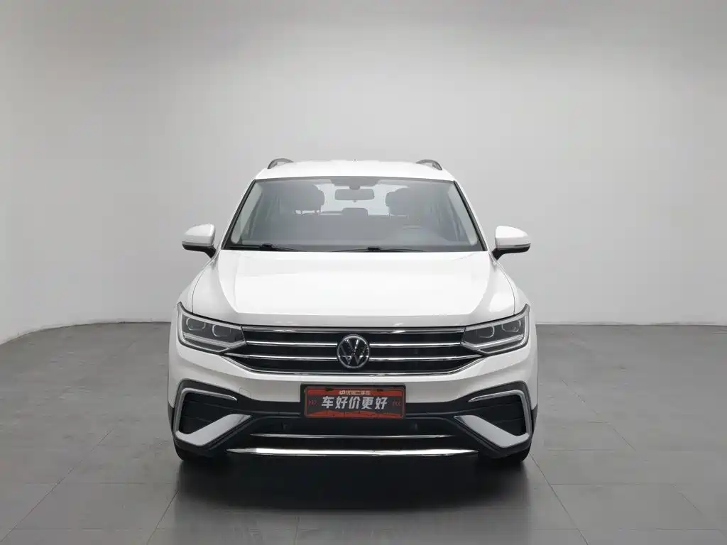 Фото 3 - Volkswagen Tiguan L