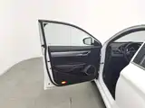 Фото 8 - Geely Binrui