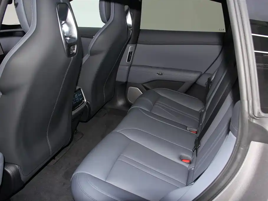 XIAOMI CAR XIAOMI YU7