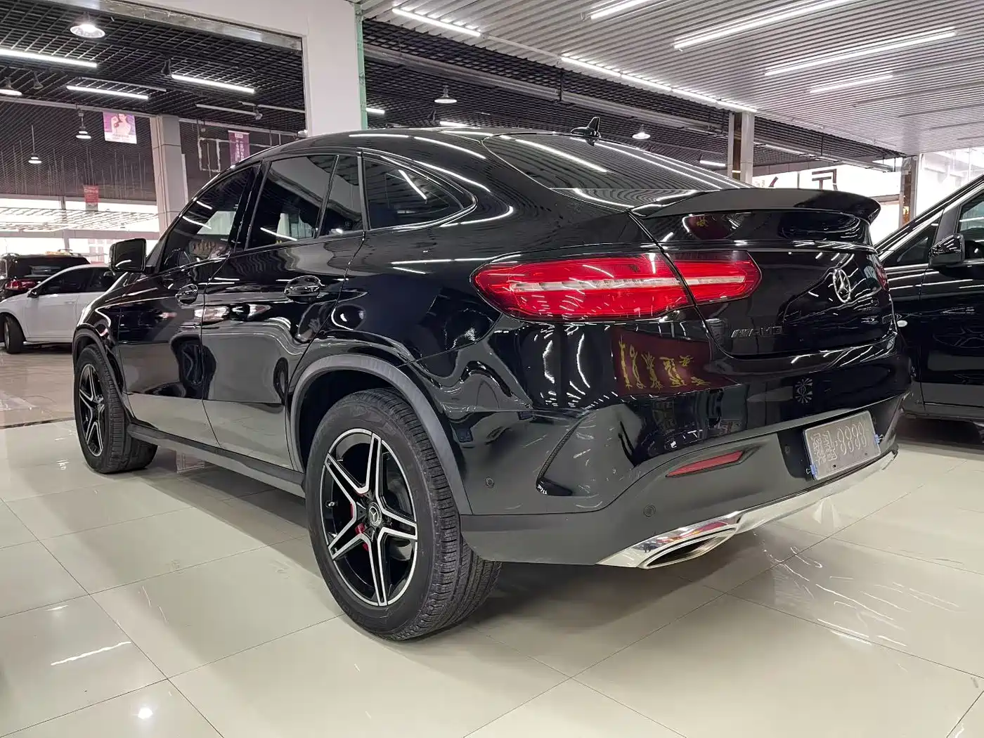 Mercedes-Benz GLE Coupe 2015 GLE 320 4MATIC Coupe SUV фото 4