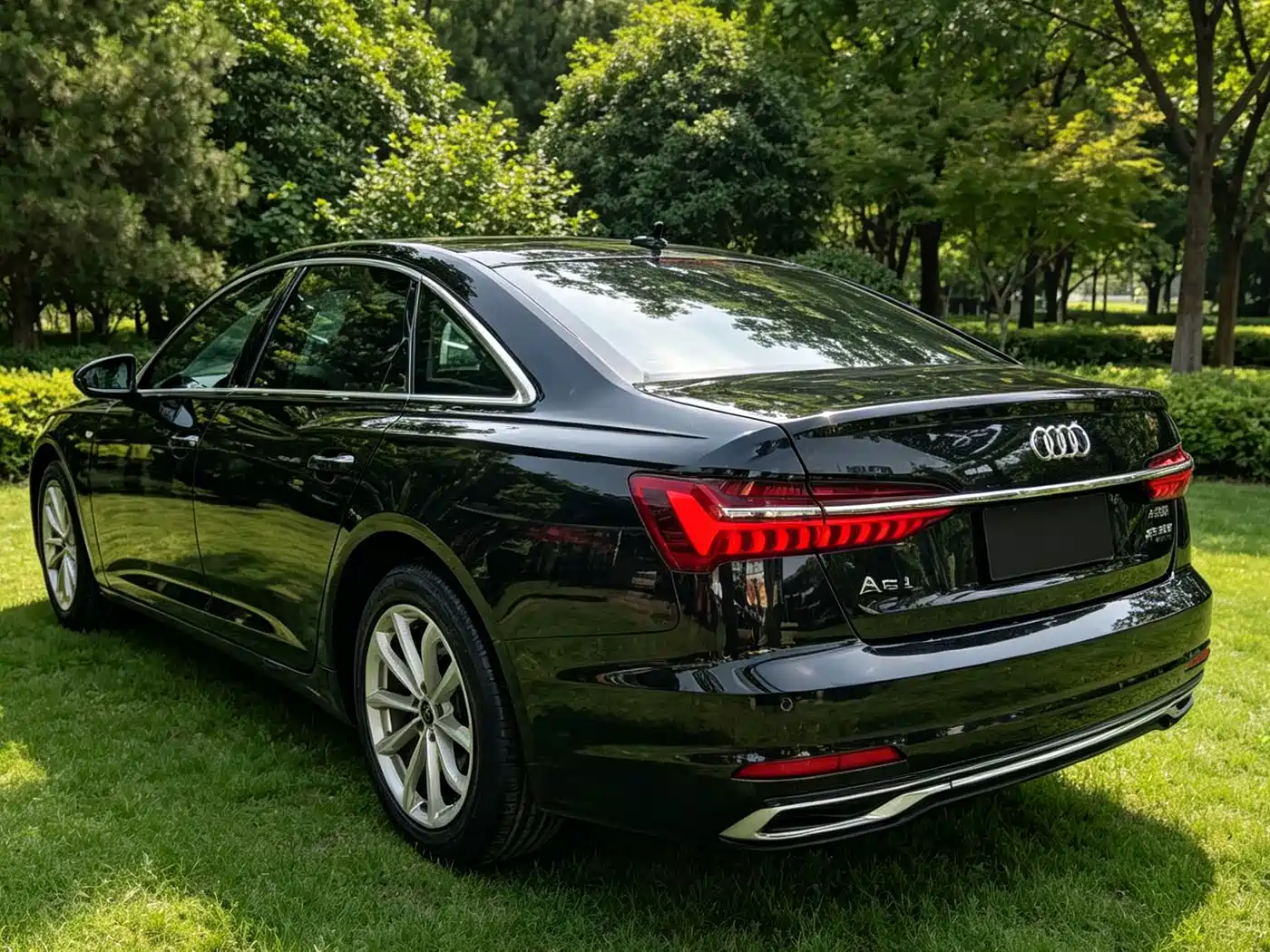 Фото 4 - Audi A6L