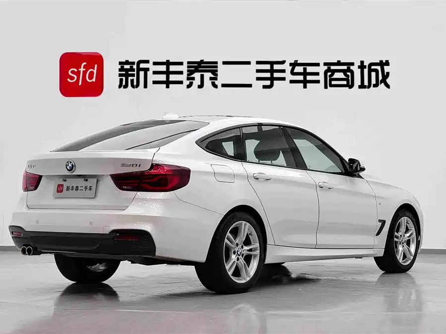 BMW 3 Series GT 2021 2020 320i M Sport Package