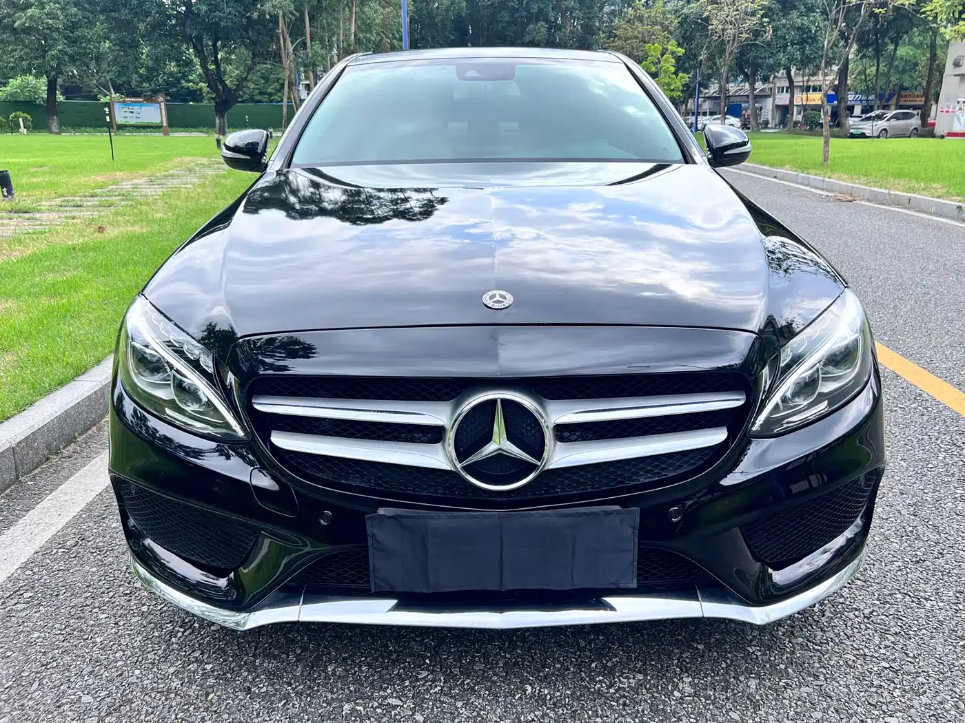 Photo 2 - Mercedes-Benz C-Class