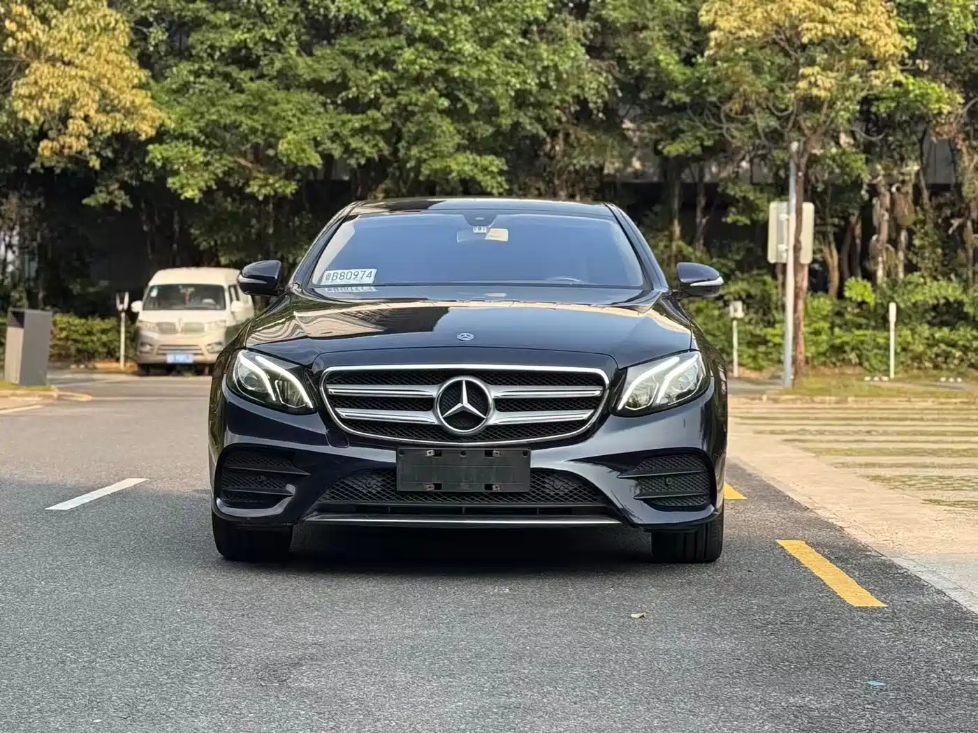 Mercedes-Benz E-Class 2020 Model E 260 L Sport фото 2