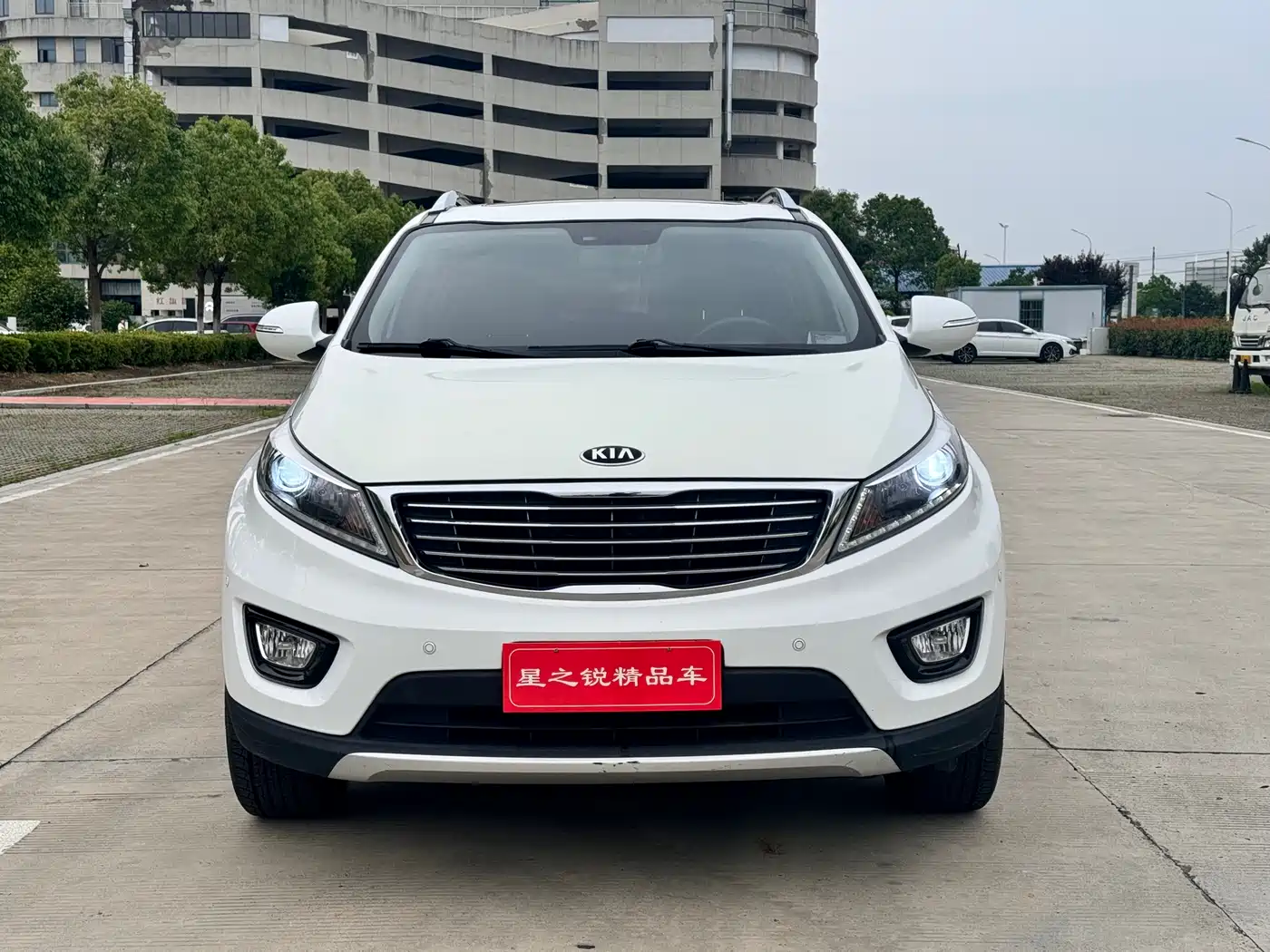 Kia Sportage 2015 2.0L Automatic 2WD GLS фото 2