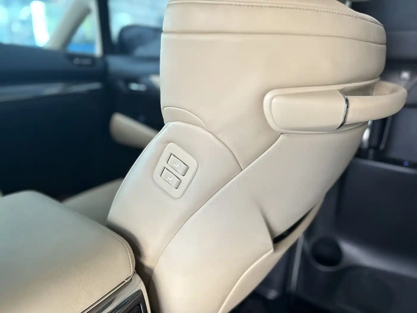 Toyota Alphard 2018 Facelift 3.5L Premium Edition фото 20