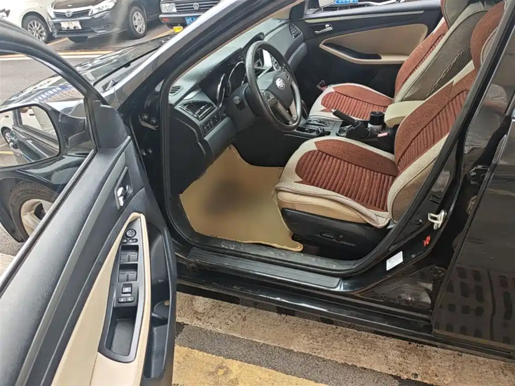 Besturn B70 2015 2014 2.0L Automatic Luxury
