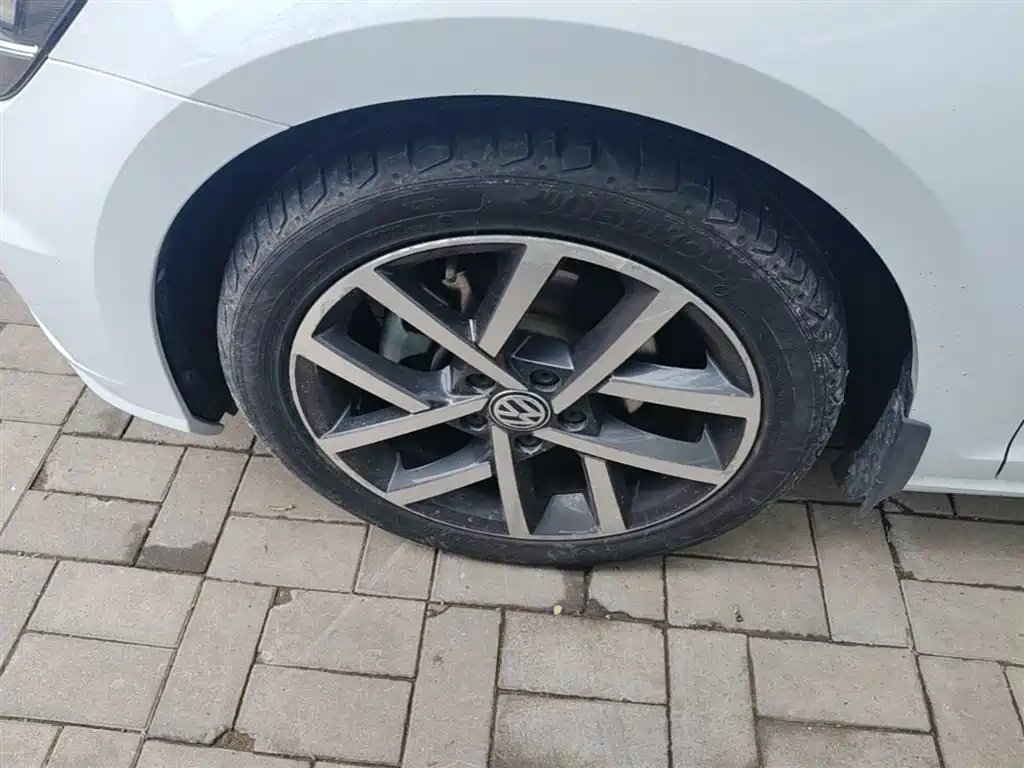 Volkswagen Golf 2019 280TSI DSG Luxury (China V) фото 23