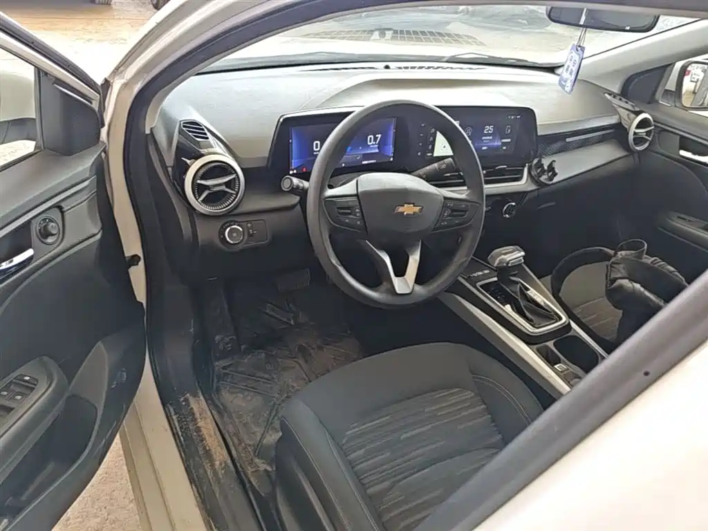 Chevrolet Monza 2023 1.5L DCT Enjoyment Edition фото 10