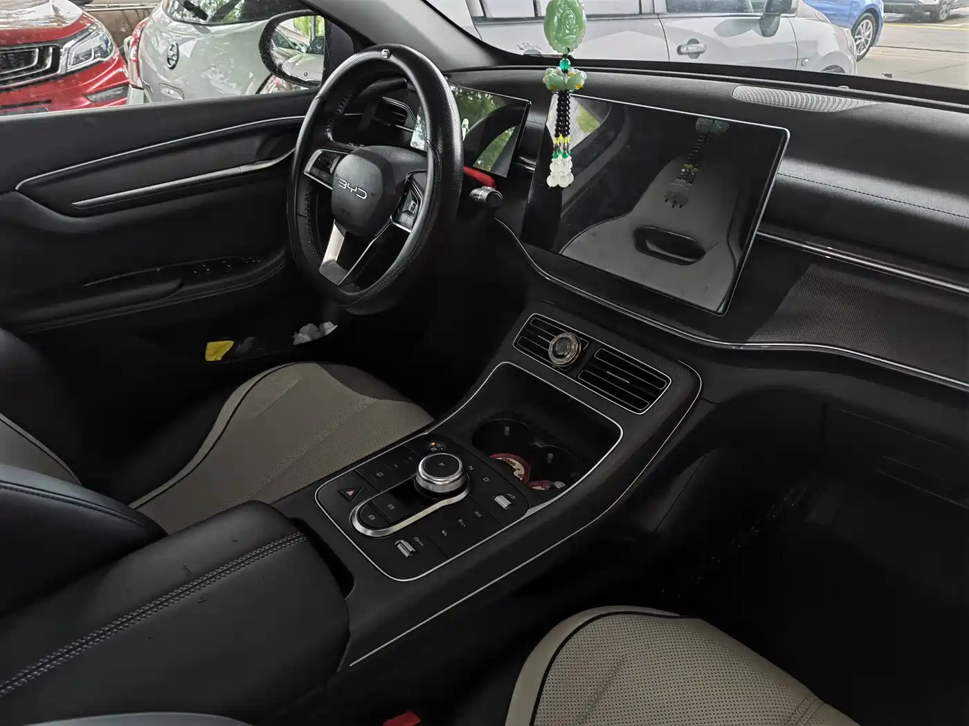 BYD Destroyer 05 2024 Glory Edition DM-i 55KM Luxury фото 8
