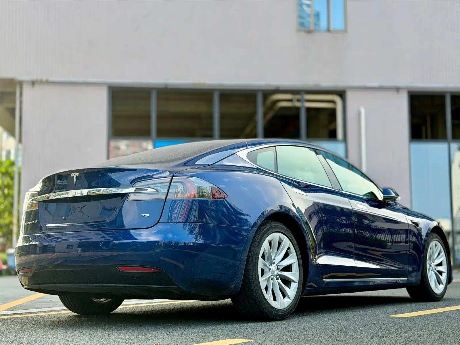 Фото 6 - Tesla Model S