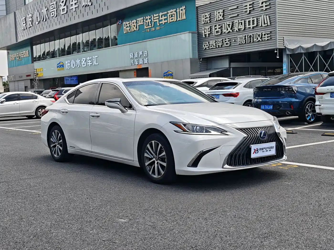 Lexus ES 2020 Model 300h Excellence Edition China V фото 2