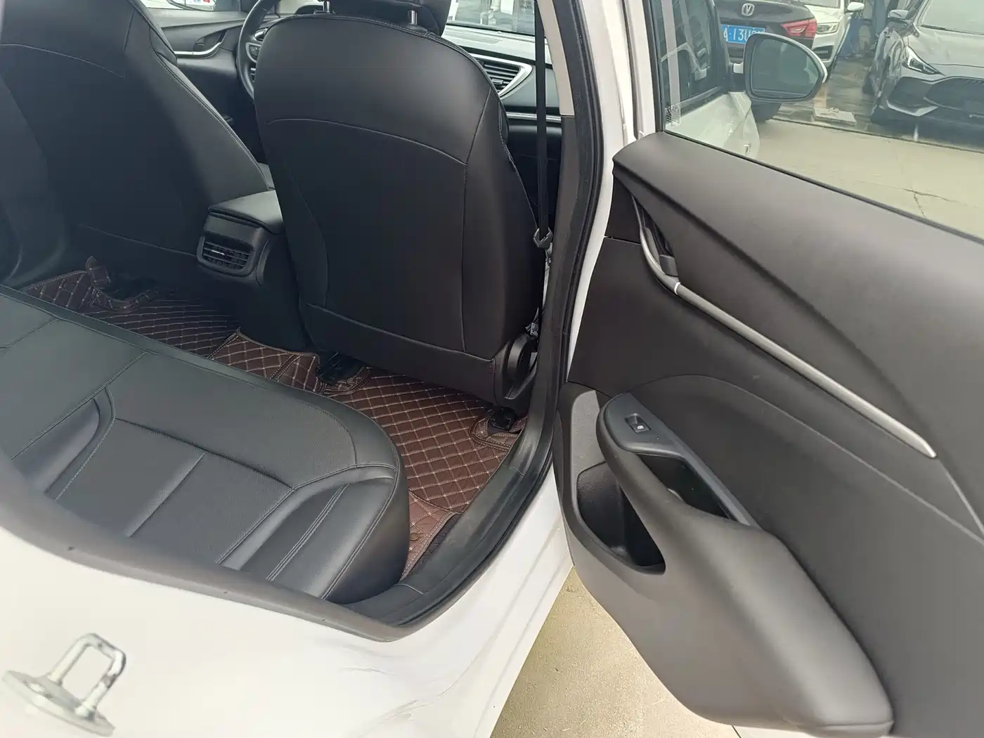 Buick Excelle 2021 Exemplar 1.5L Auto Progressive фото 14