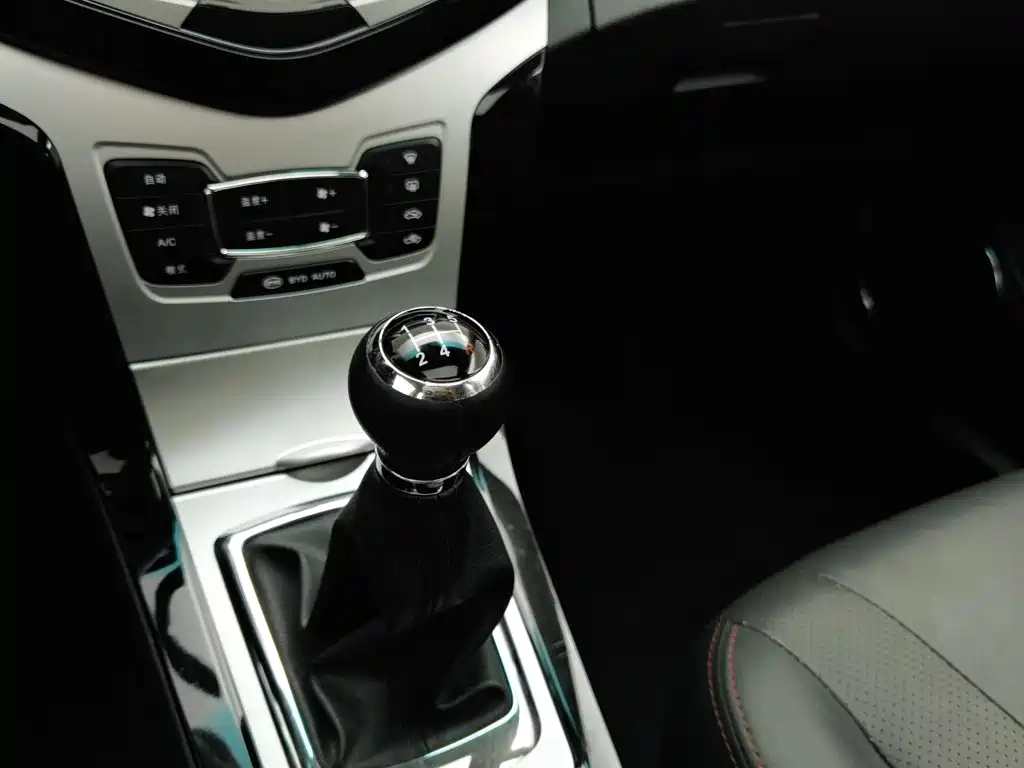 BYD Surui 2015 2014 Model 1.5L Manual Luxury