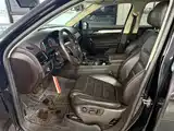 Photo 7 - Volkswagen Touareg