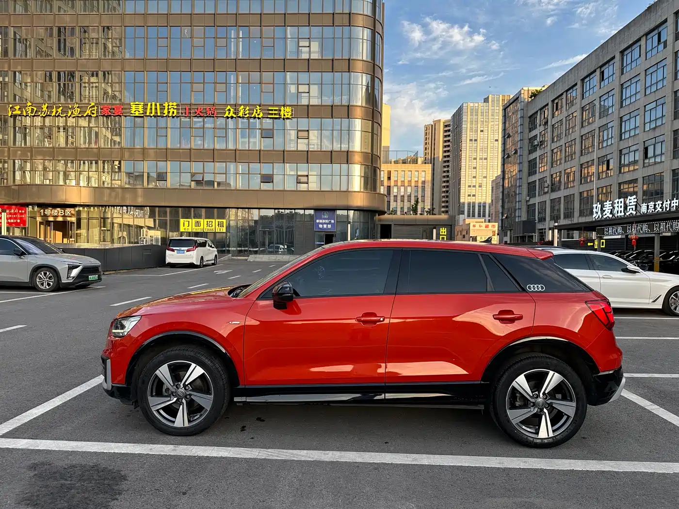 Audi Q2L 2021 Model 35 TFSI Fashion Dynamic фото 4
