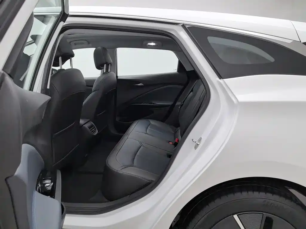 Buick Velite 6 2024 2024 Model 430km Premium Edition