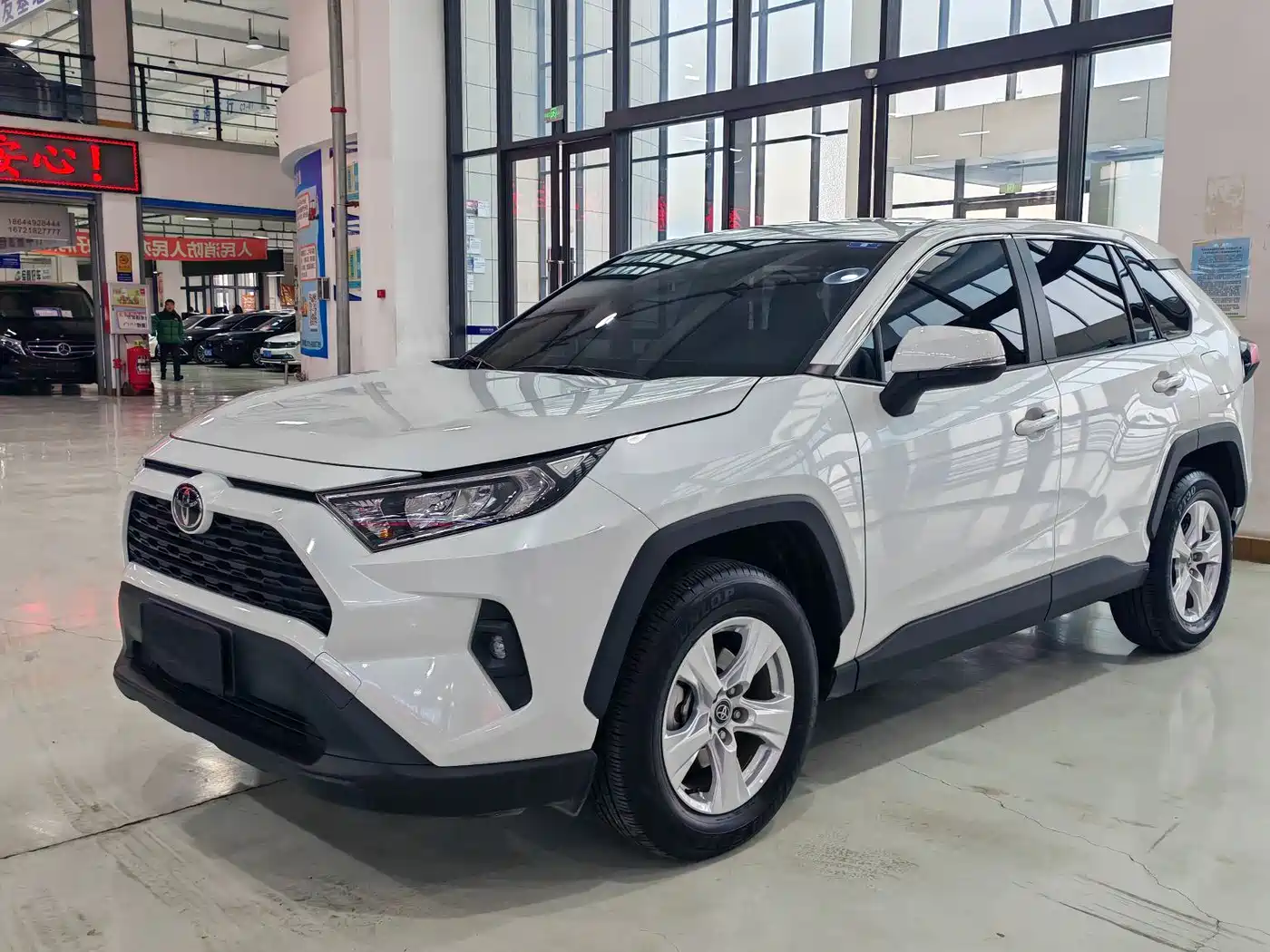 Toyota RAV4 Rongfang 2024 2.0L CVT FWD Urban Edition
