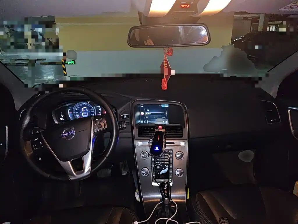 صورة 5 - Volvo XC60