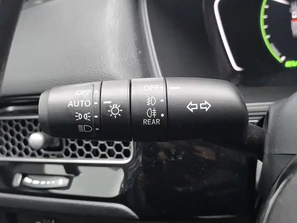 Honda Civic 2024 2023 2.0L e:HEV Pioneer Edition