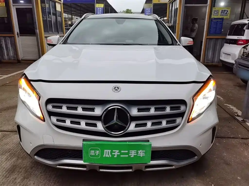 Mercedes-Benz GLA 2018 GLA 200 Fashion фото 3