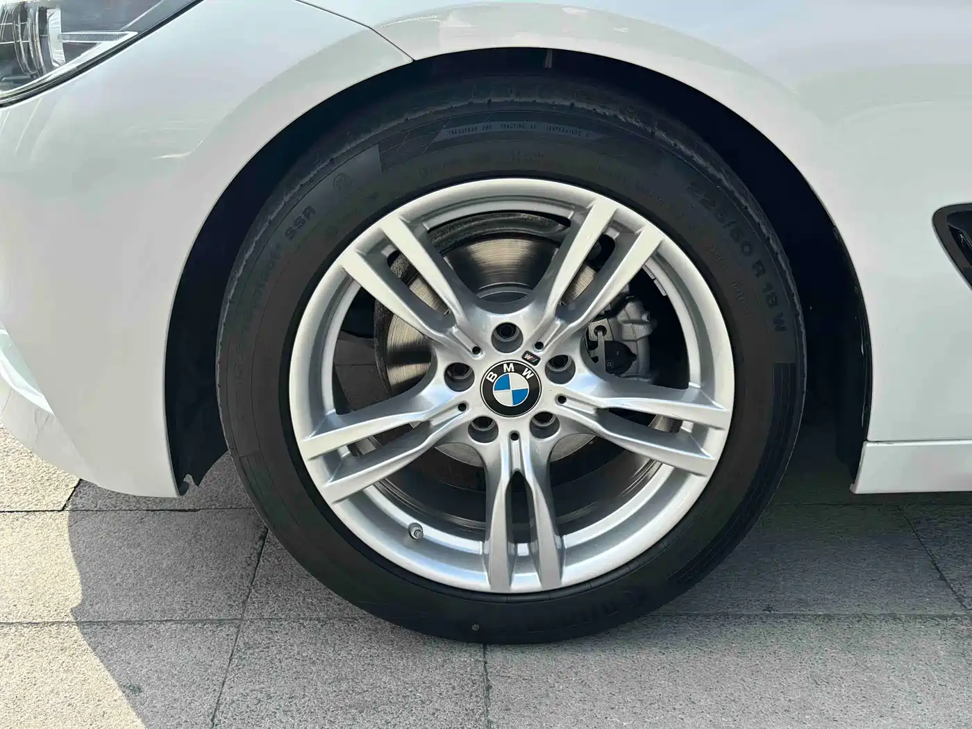 BMW 3 Series GT 2019 320i M Sport Package фото 11