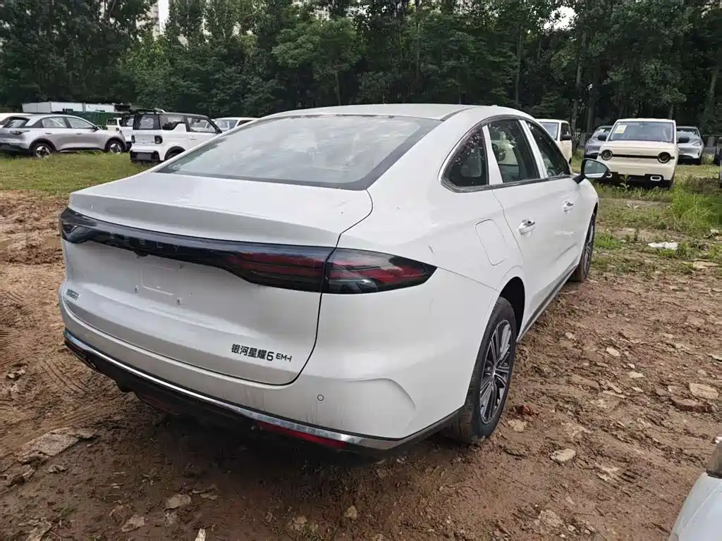 Geely Galaxy Galaxy Stellar 6 2025 Base Version фото 7