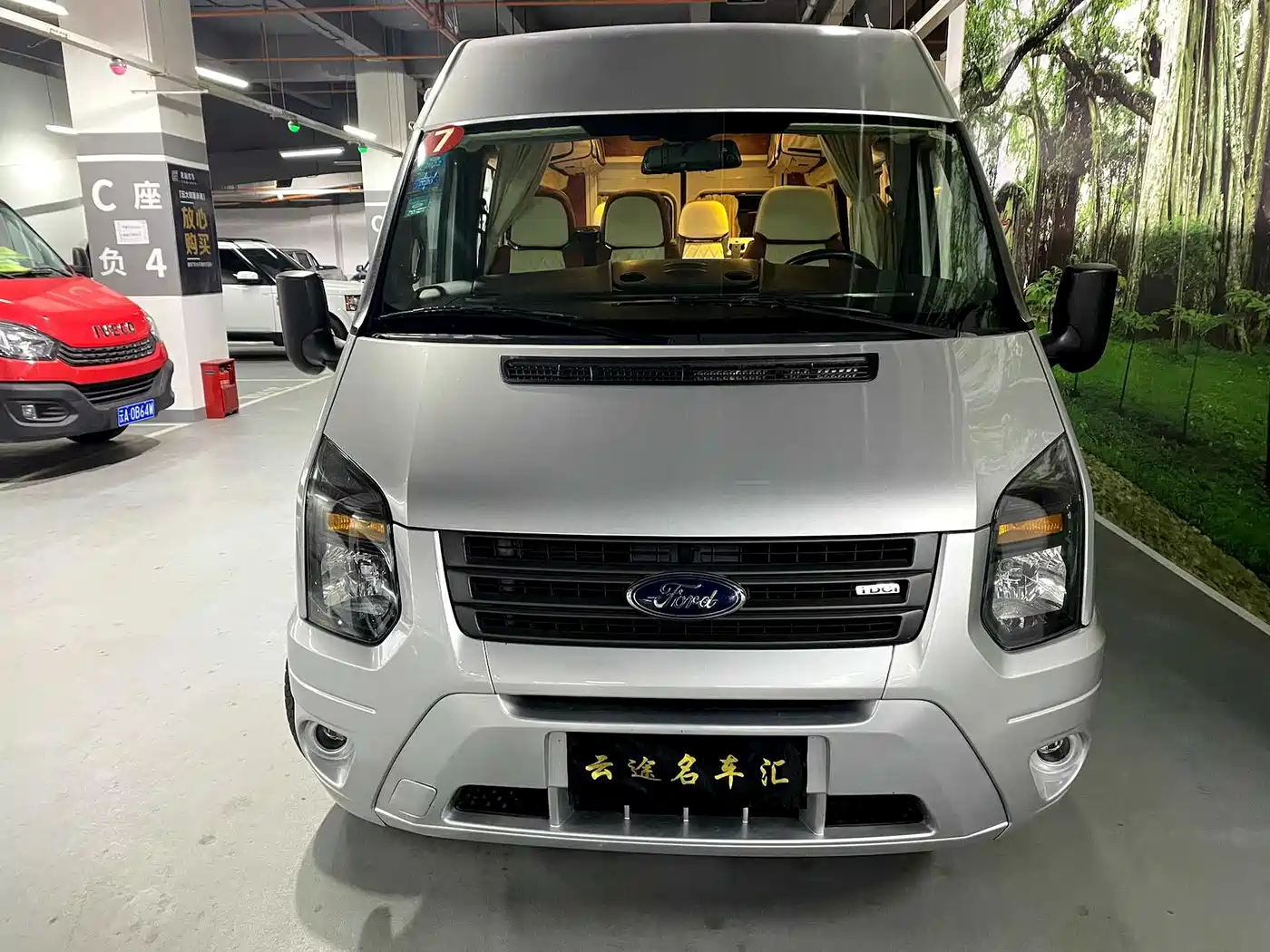 Ford New Generation Transit 2018 2016 2.2T Short Wheelbase 6-Seater Mid-Low Roof MPV