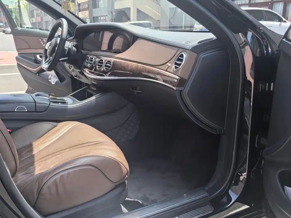 Mercedes-Benz S-Class AMG 2018 AMG S 63 L 4MATIC+ фото 11