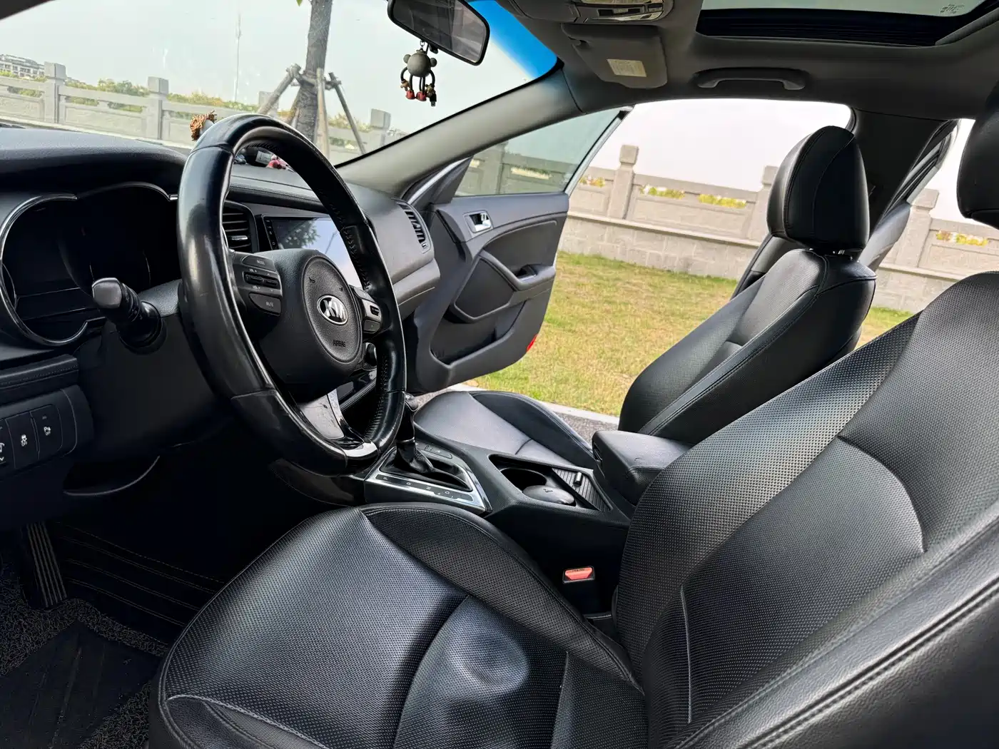 Kia K5 2015 2015 2.0L Automatic GLS